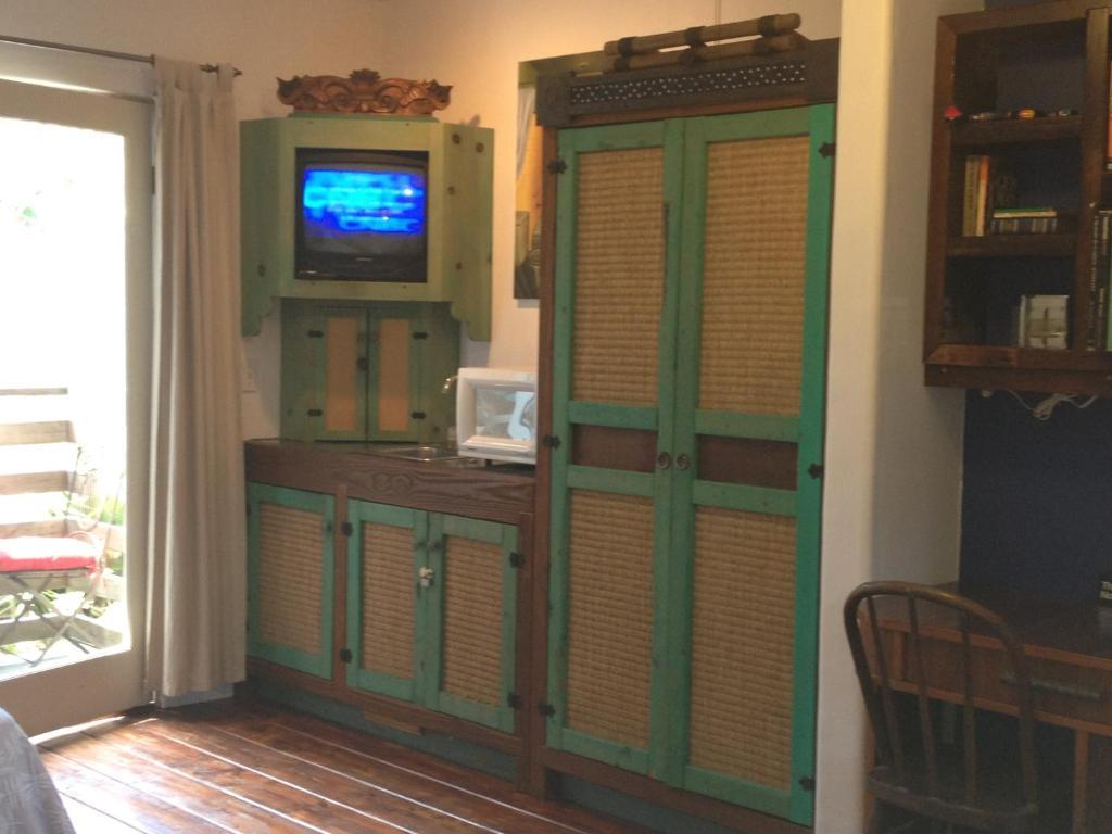Les Artistes Inn Дель-Мар Номер фото